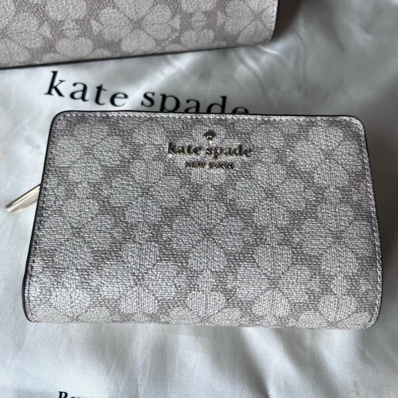 Kate Spade Beige Floral Tote and Wallet Set - Picture 4 of 6